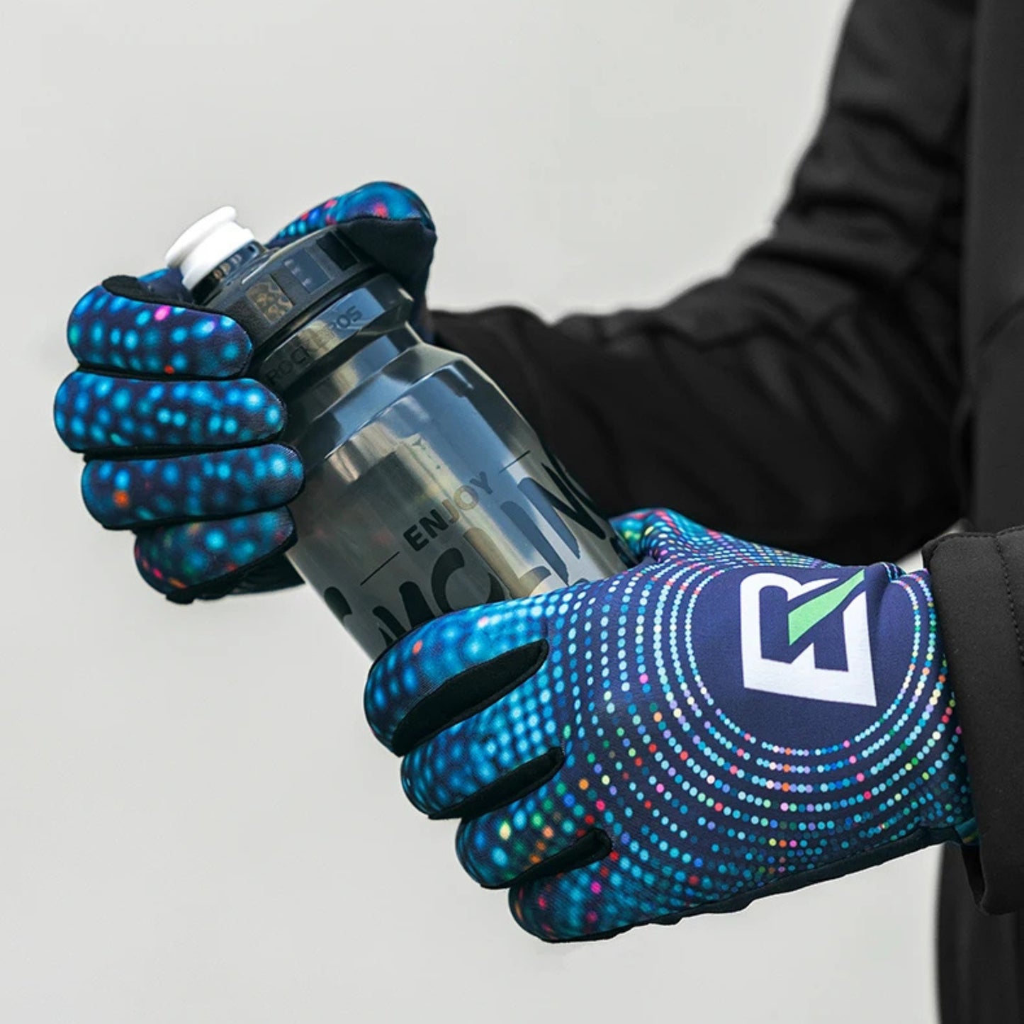 Designer winter cycling gloves with wrist guards