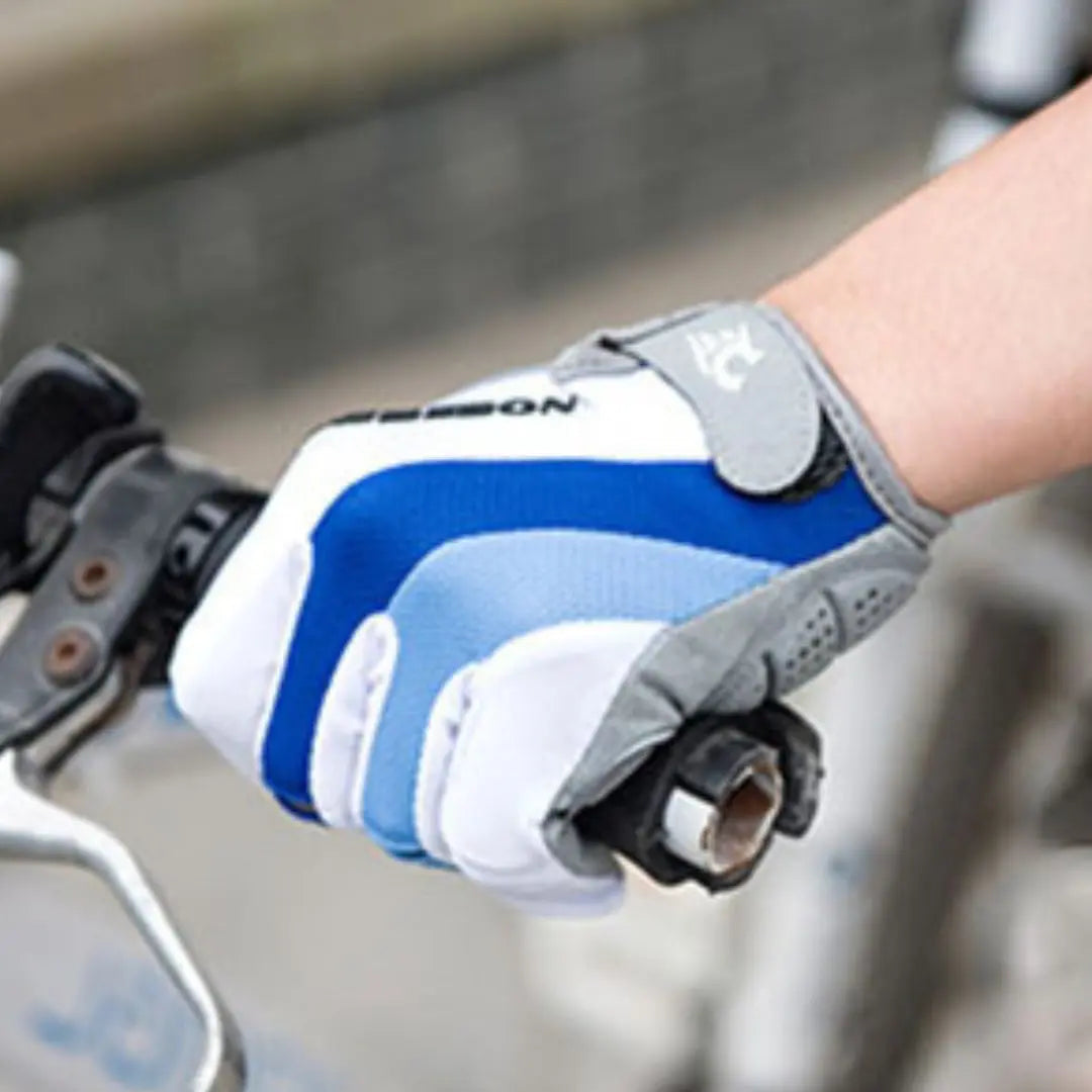 2023_03_gant_vtt_anti_derapant_bleu_et_blanc_5