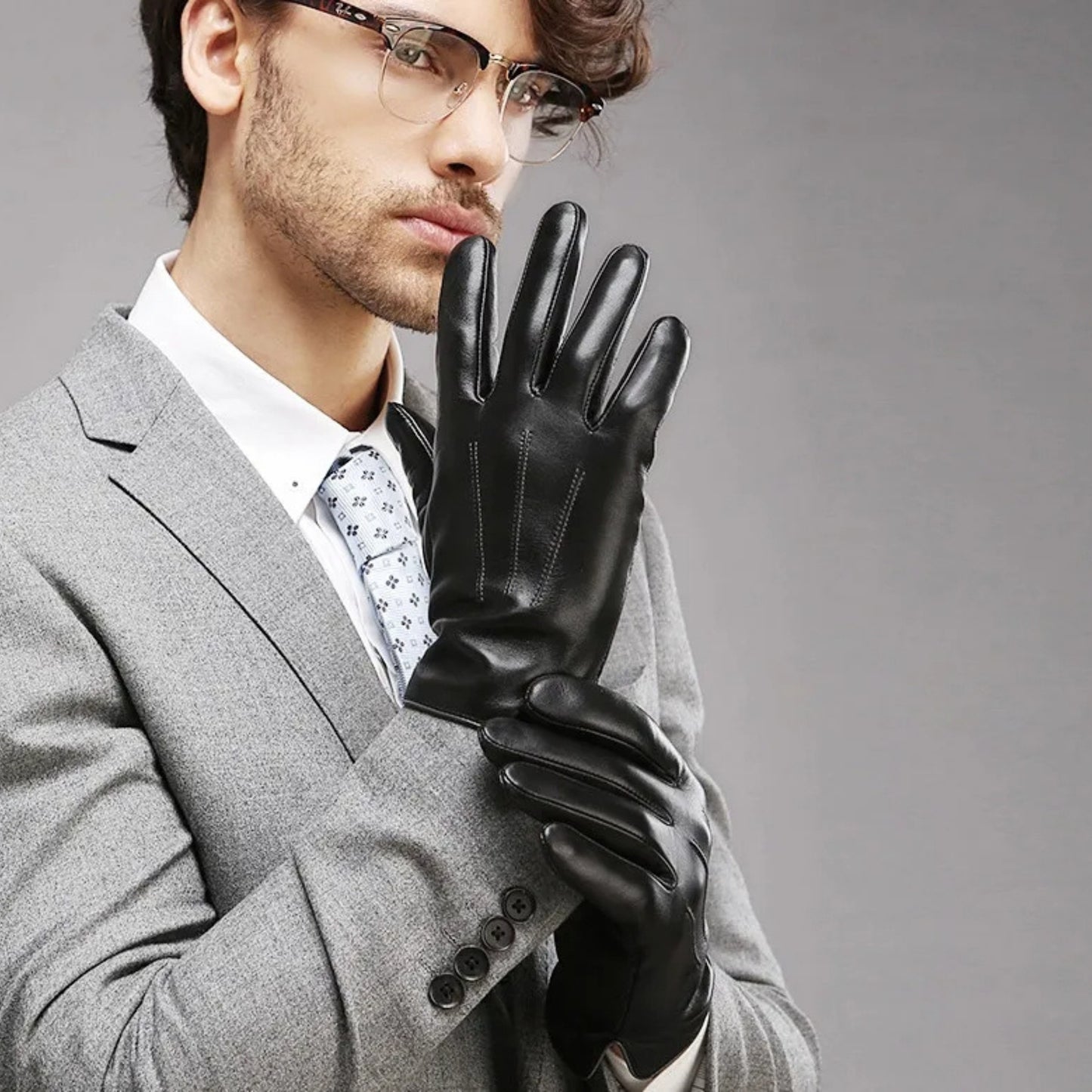 Guantes de cuero para hombre de alta gama.