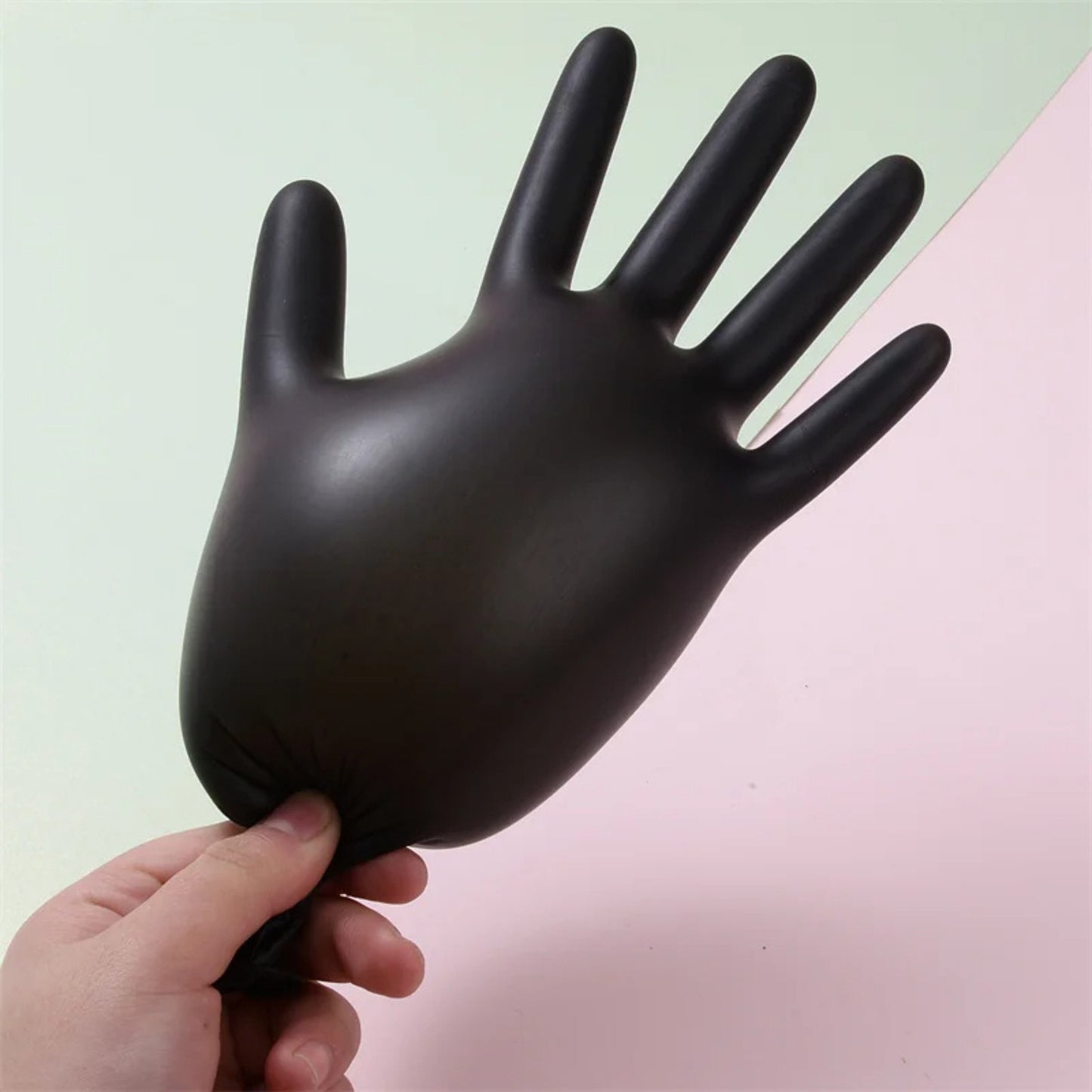Sturdy black nitrile gloves for household chores