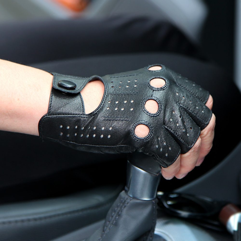 Half-finger driving gloves in breathable leather