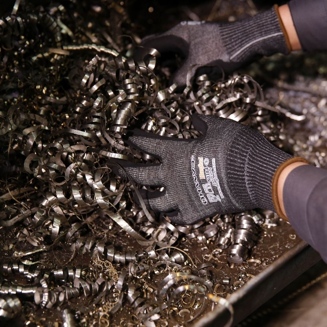 Gants de chantier noir anti-coupures