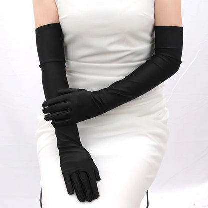 Guantes largos de moda para mujer.