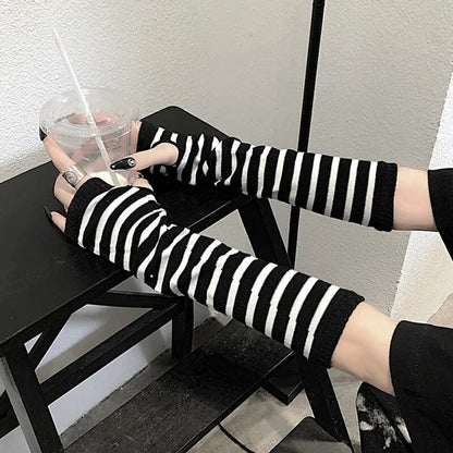 Guantes largos sin dedos para mujer con rayas
