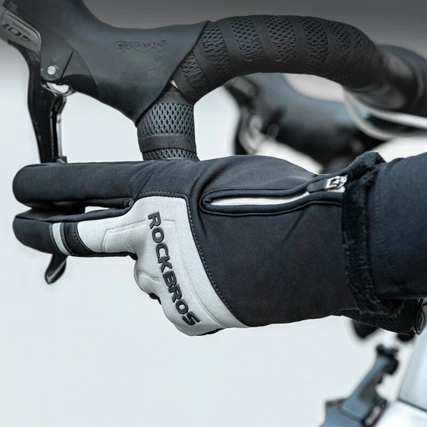 Warm and thick touchscreen winter cycling gloves