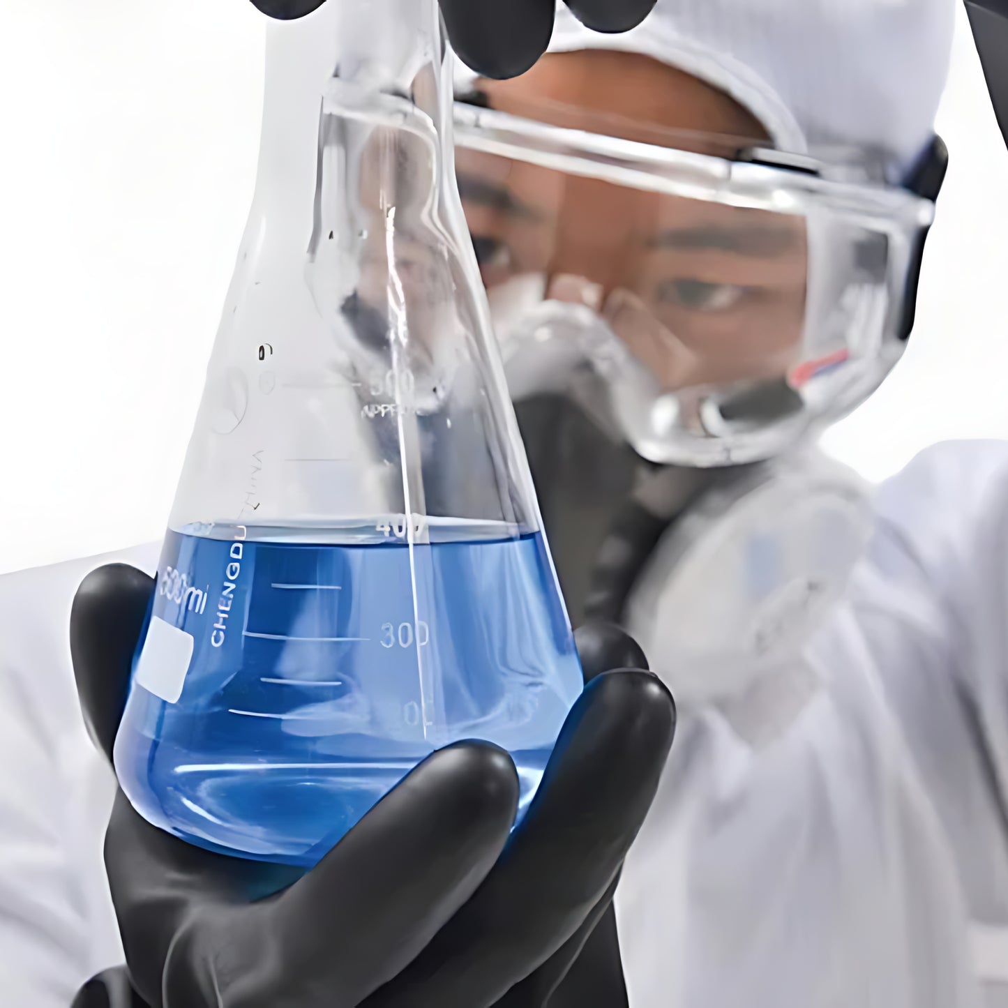 Chemical-resistant latex gloves