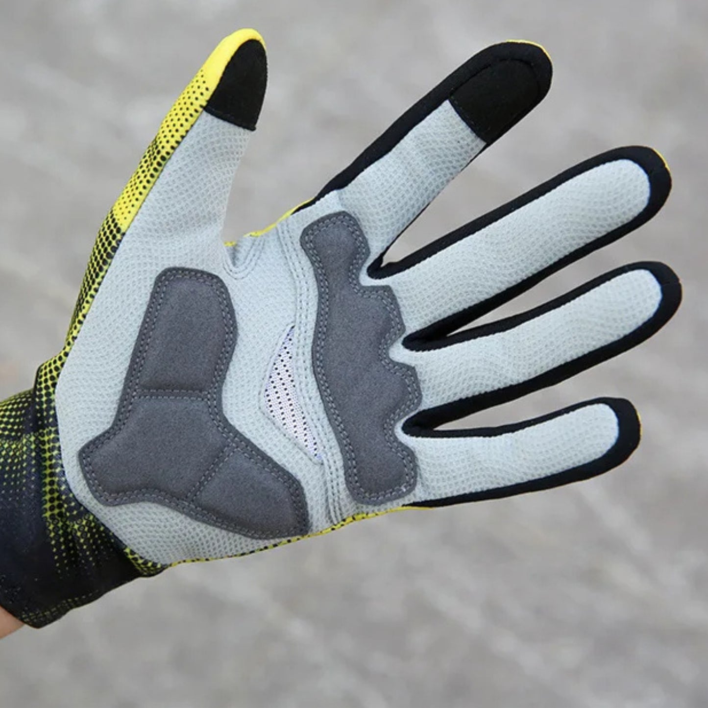 Thermal padded winter cycling gloves