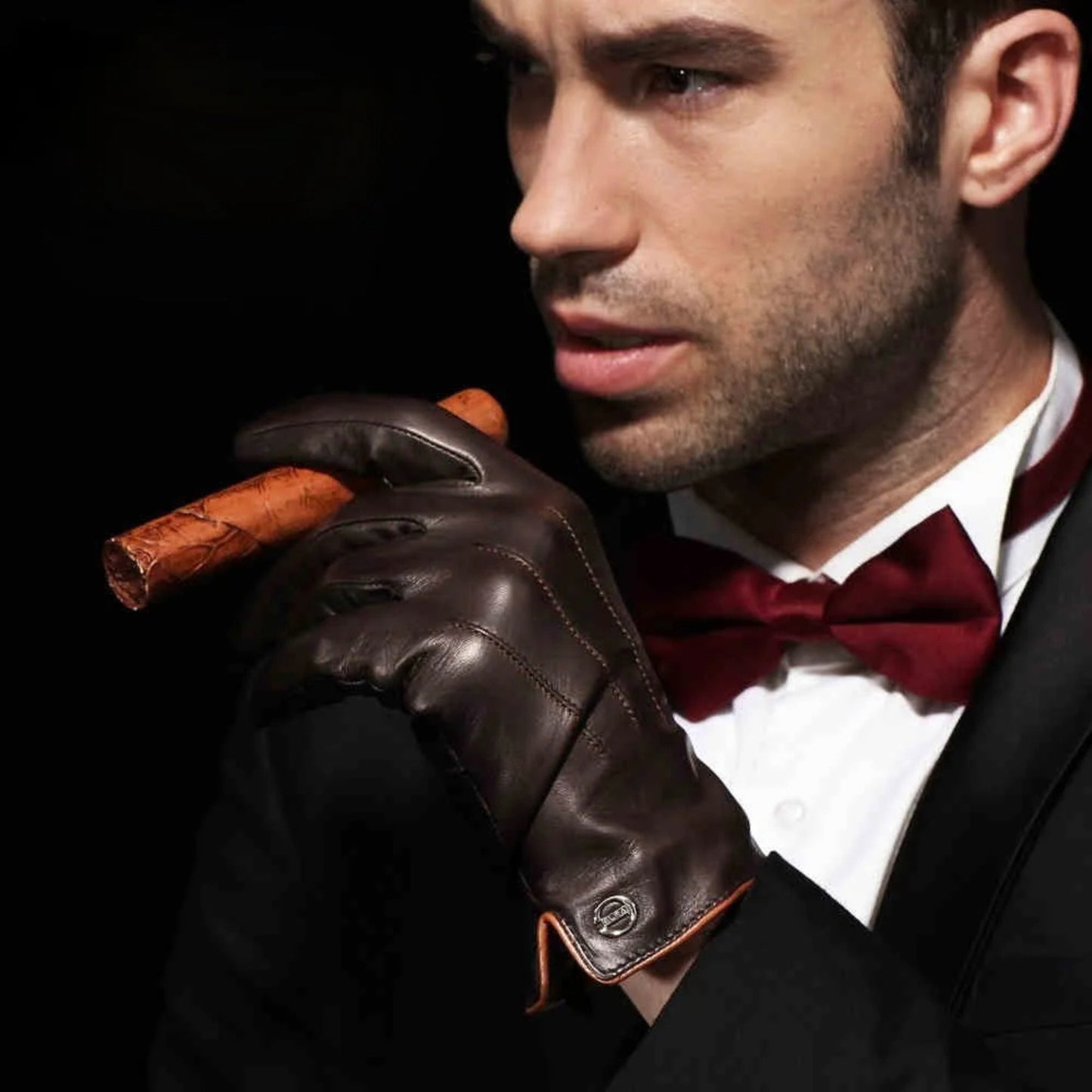 Guantes de cuero para hombre de alta gama.