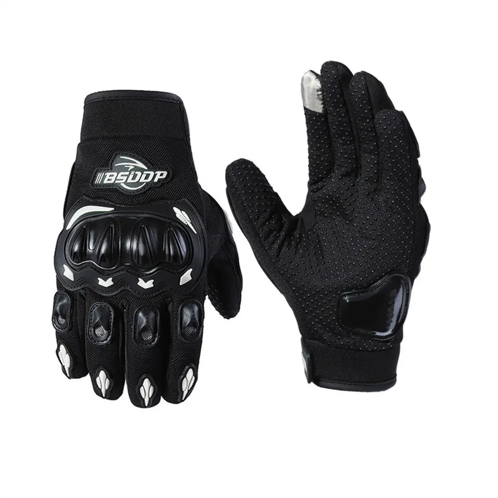 Gant moto été respirant de couleur blanc sur fond blanc avec coque de protection.